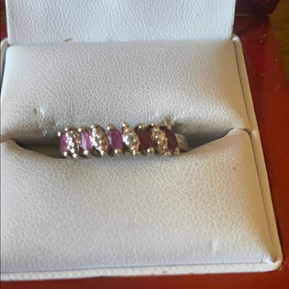 Sterling silver ruby and real diamonds ring - Picture 1 of 5